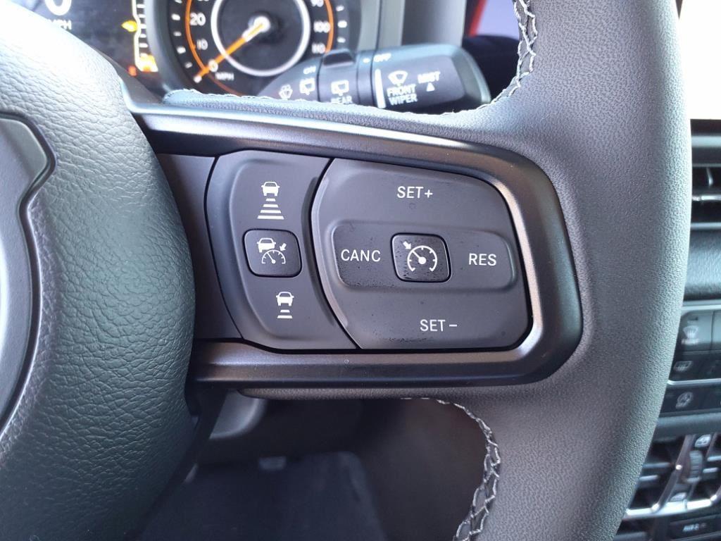 new 2025 Jeep Wrangler car, priced at $45,865