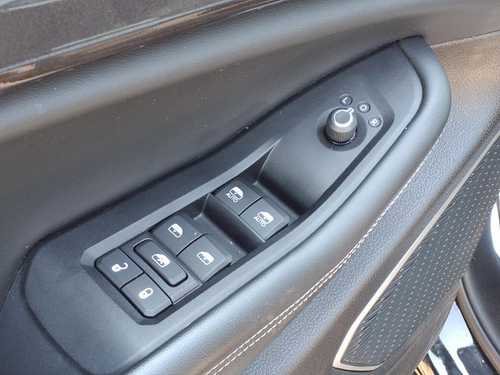 used 2022 Jeep Grand Cherokee L car, priced at $29,995