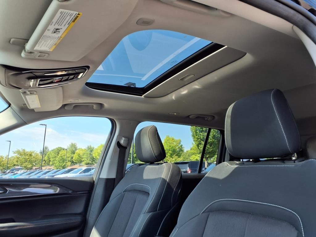 used 2022 Jeep Grand Cherokee L car, priced at $29,995