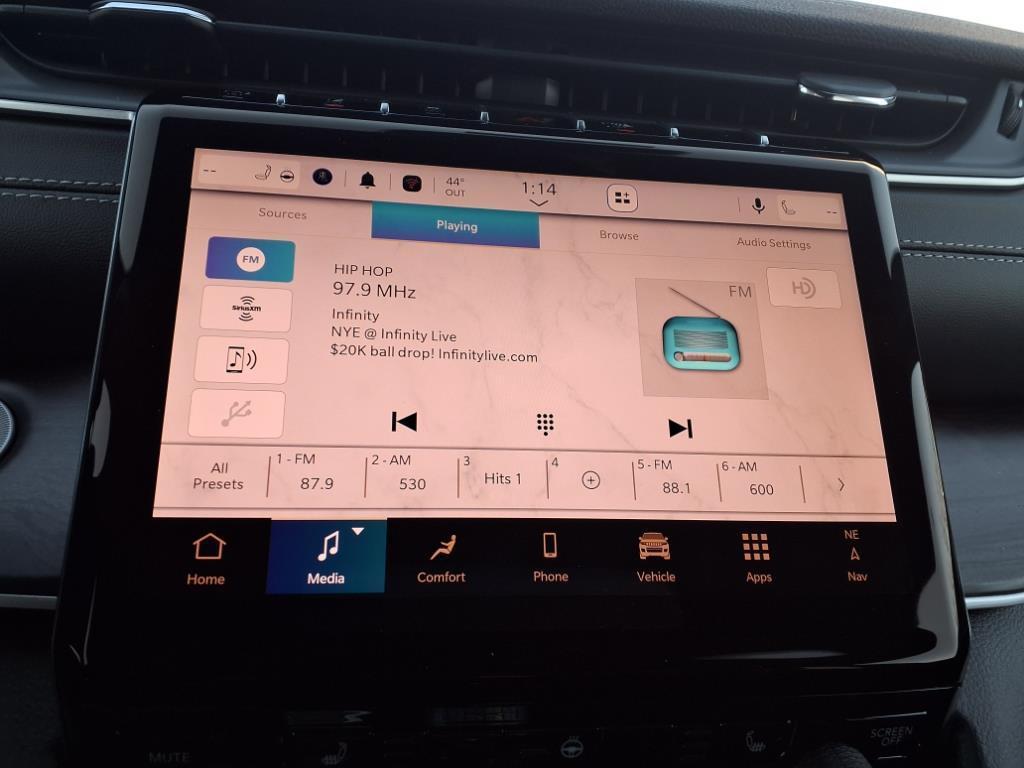 new 2025 Jeep Grand Cherokee car, priced at $42,320