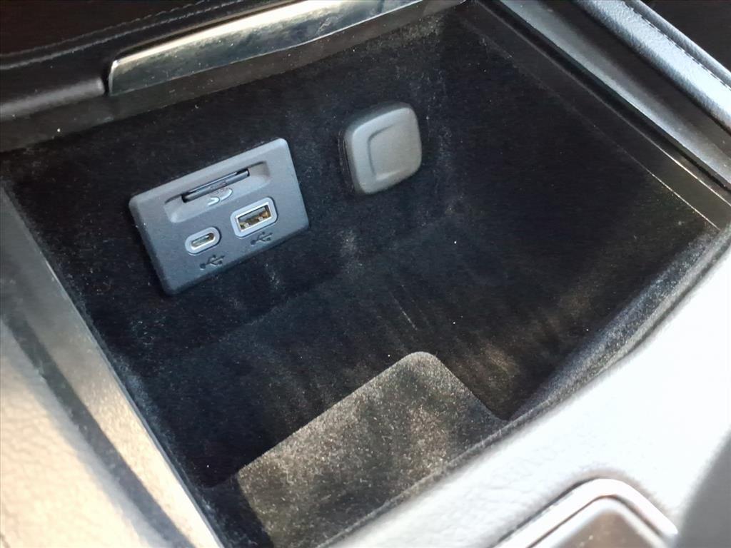 used 2022 Cadillac XT4 car, priced at $25,698