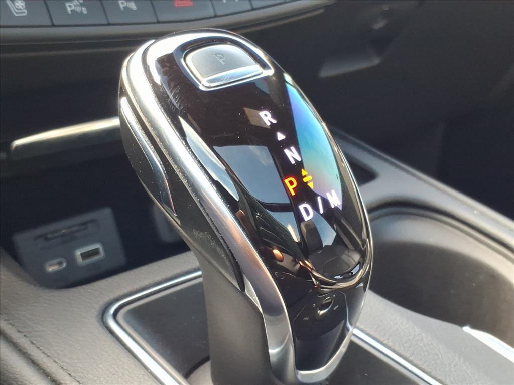 used 2022 Cadillac XT4 car, priced at $25,698