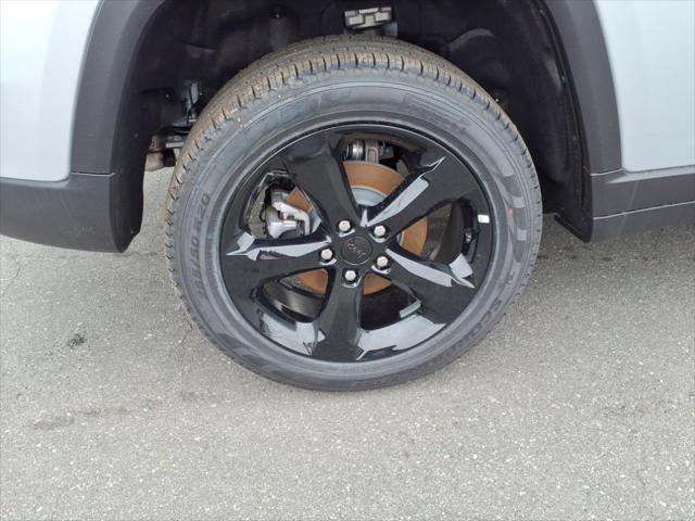 new 2025 Jeep Grand Cherokee car, priced at $49,212