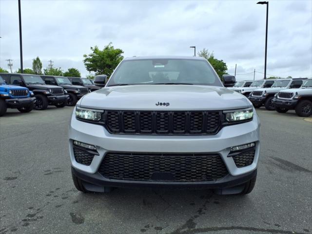 new 2025 Jeep Grand Cherokee car, priced at $49,212
