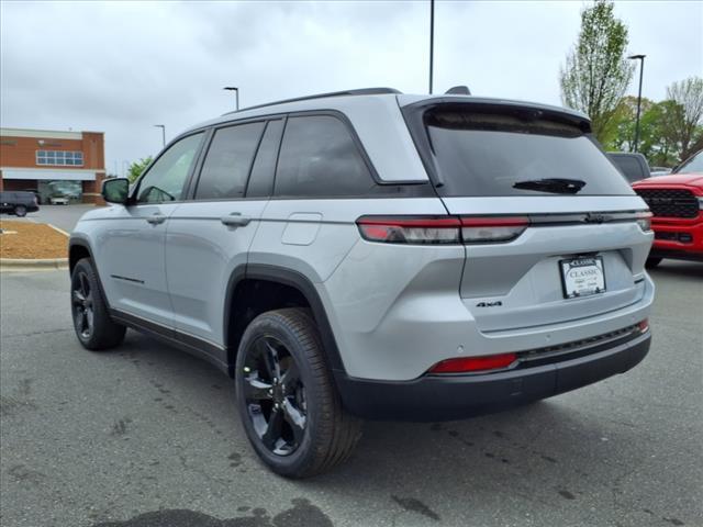 new 2025 Jeep Grand Cherokee car, priced at $49,770
