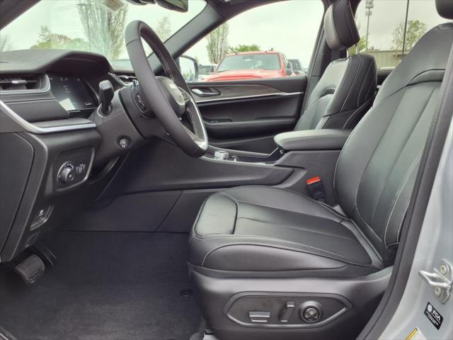 new 2025 Jeep Grand Cherokee car, priced at $49,212
