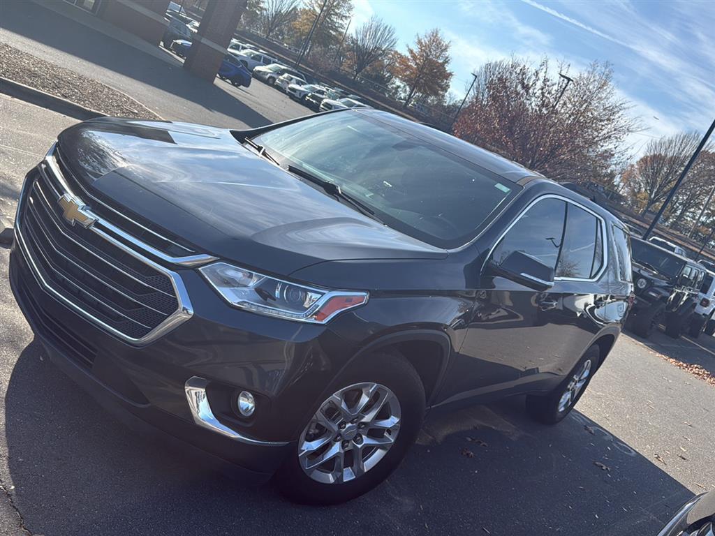 used 2020 Chevrolet Traverse car, priced at $16,999