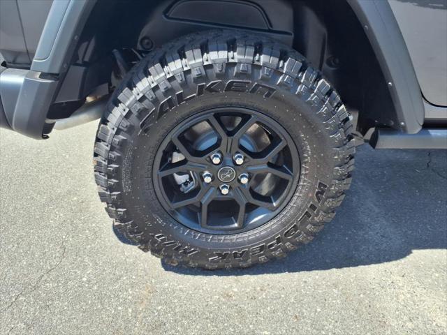 new 2025 Jeep Wrangler car, priced at $47,308