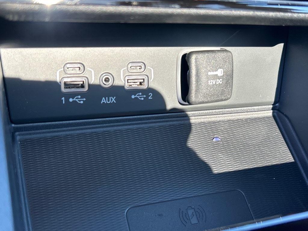 new 2025 Jeep Grand Cherokee car, priced at $43,496