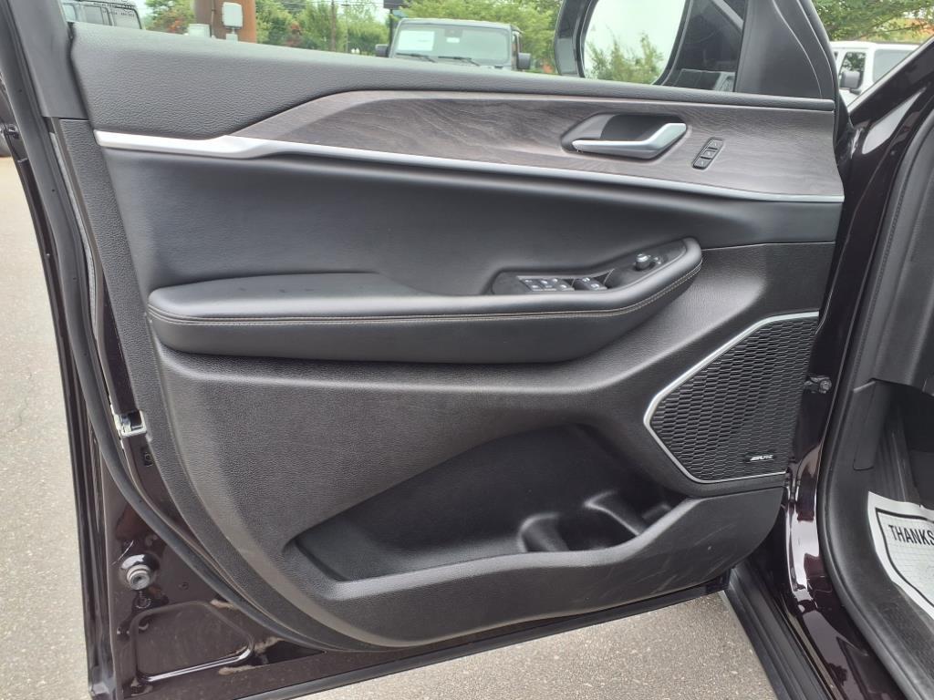 used 2022 Jeep Grand Cherokee L car, priced at $33,699