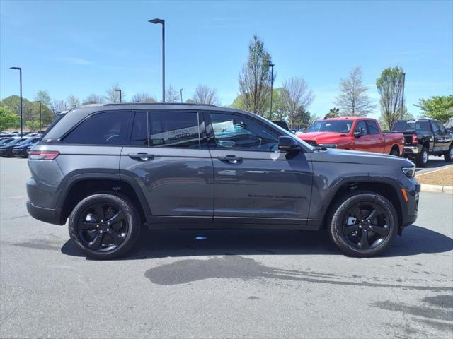 new 2025 Jeep Grand Cherokee car, priced at $46,439
