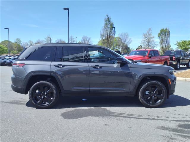 new 2025 Jeep Grand Cherokee car, priced at $46,973