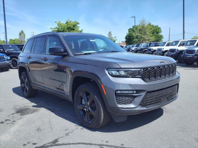 new 2025 Jeep Grand Cherokee car, priced at $46,439