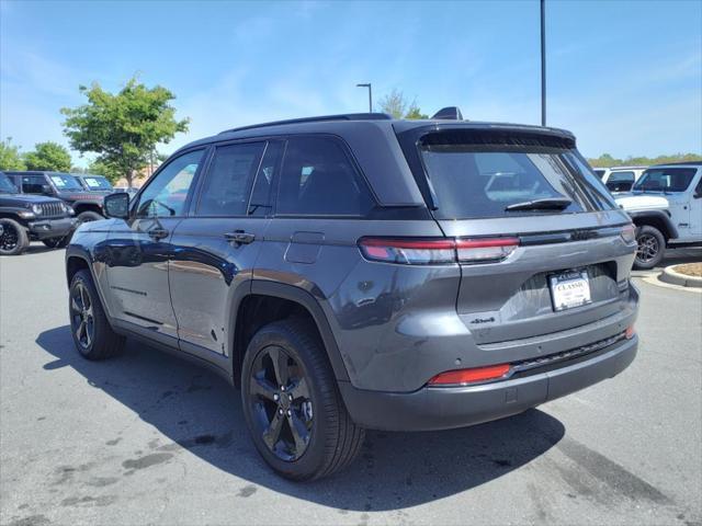 new 2025 Jeep Grand Cherokee car, priced at $46,439