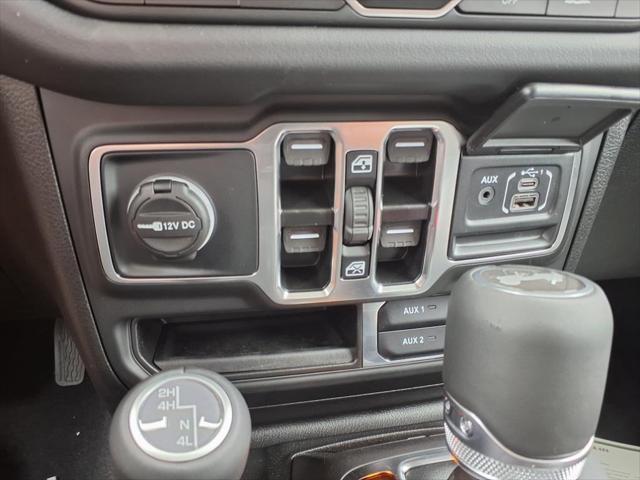 new 2025 Jeep Wrangler car, priced at $55,933