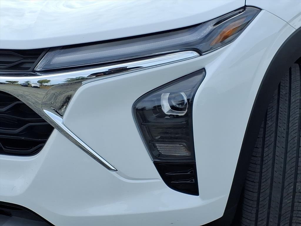 used 2024 Chevrolet Trax car, priced at $19,788