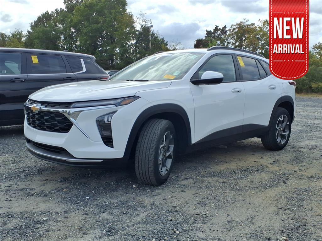 used 2024 Chevrolet Trax car, priced at $19,788