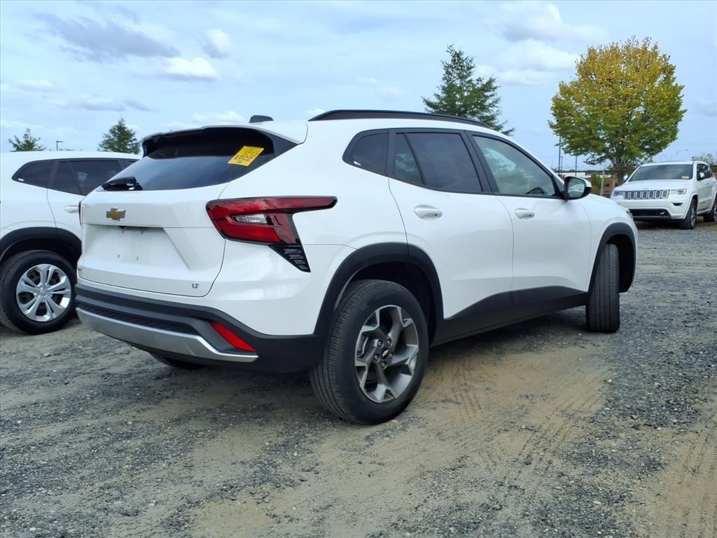 used 2024 Chevrolet Trax car, priced at $19,788