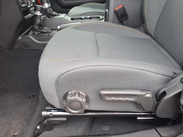 new 2025 Jeep Wrangler car, priced at $47,243