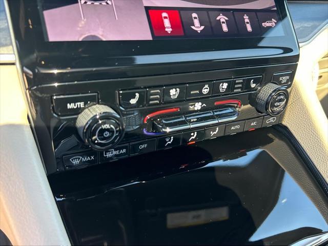 new 2025 Jeep Grand Cherokee car, priced at $48,553