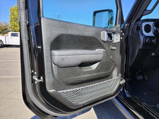 new 2024 Jeep Gladiator car, priced at $40,825