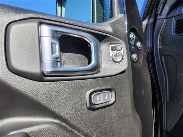 new 2024 Jeep Gladiator car, priced at $46,627