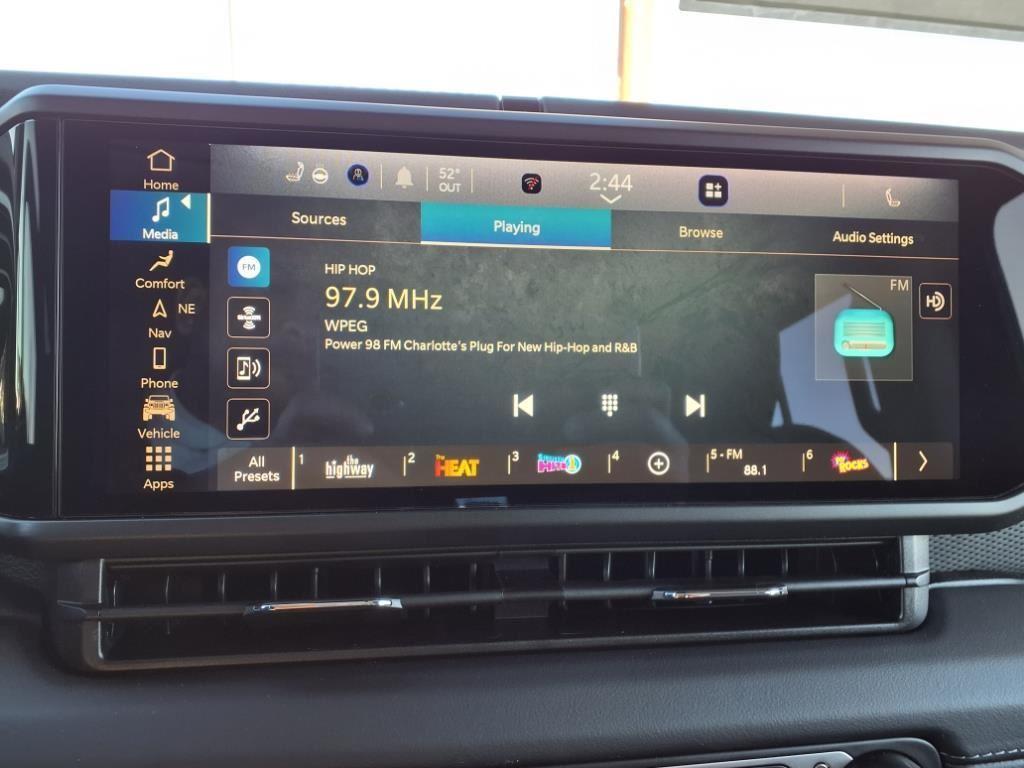 new 2025 Jeep Wrangler car, priced at $53,962