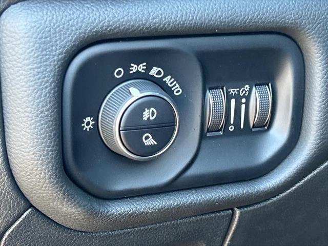 new 2025 Ram 1500 car, priced at $56,886