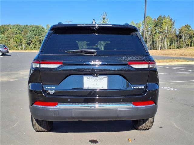 new 2024 Jeep Grand Cherokee car, priced at $54,635