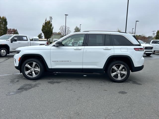 used 2022 Jeep Grand Cherokee car, priced at $32,884