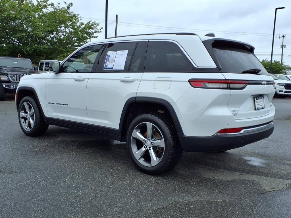 used 2022 Jeep Grand Cherokee car, priced at $30,888