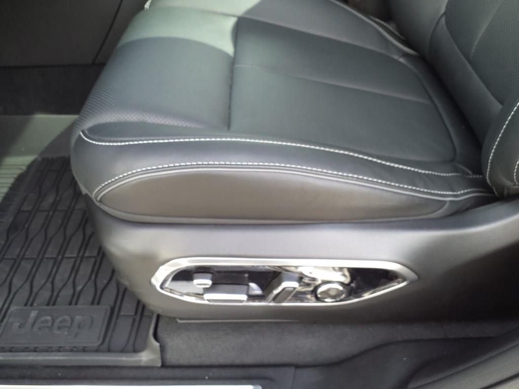 new 2024 Jeep Grand Cherokee 4xe car, priced at $62,405