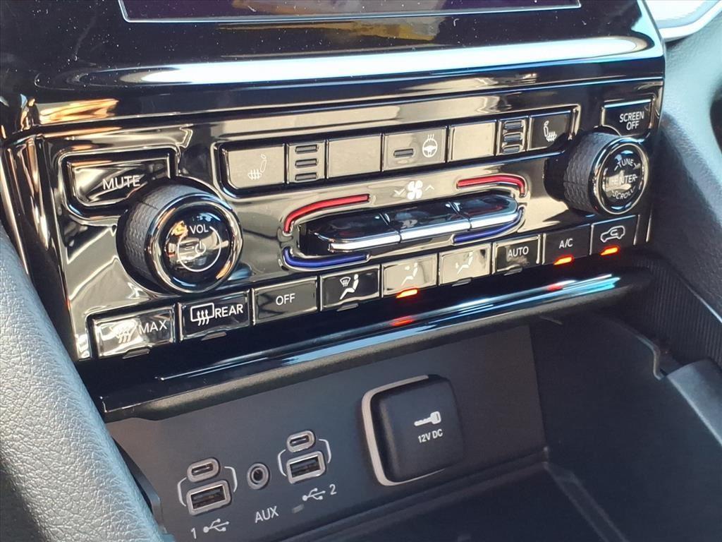 new 2025 Jeep Grand Cherokee L car, priced at $39,224