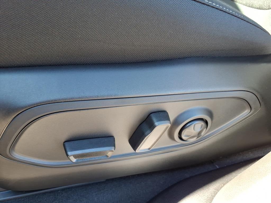 new 2025 Jeep Grand Cherokee L car, priced at $39,224