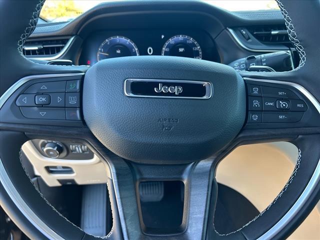 new 2025 Jeep Grand Cherokee car, priced at $49,860