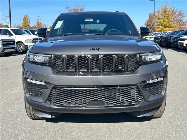 new 2025 Jeep Grand Cherokee car, priced at $50,955