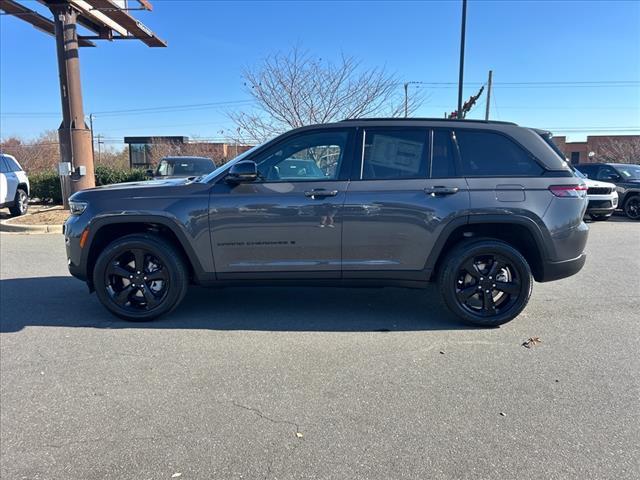 new 2025 Jeep Grand Cherokee car, priced at $50,955