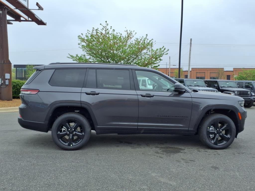 new 2025 Jeep Grand Cherokee L car, priced at $48,262