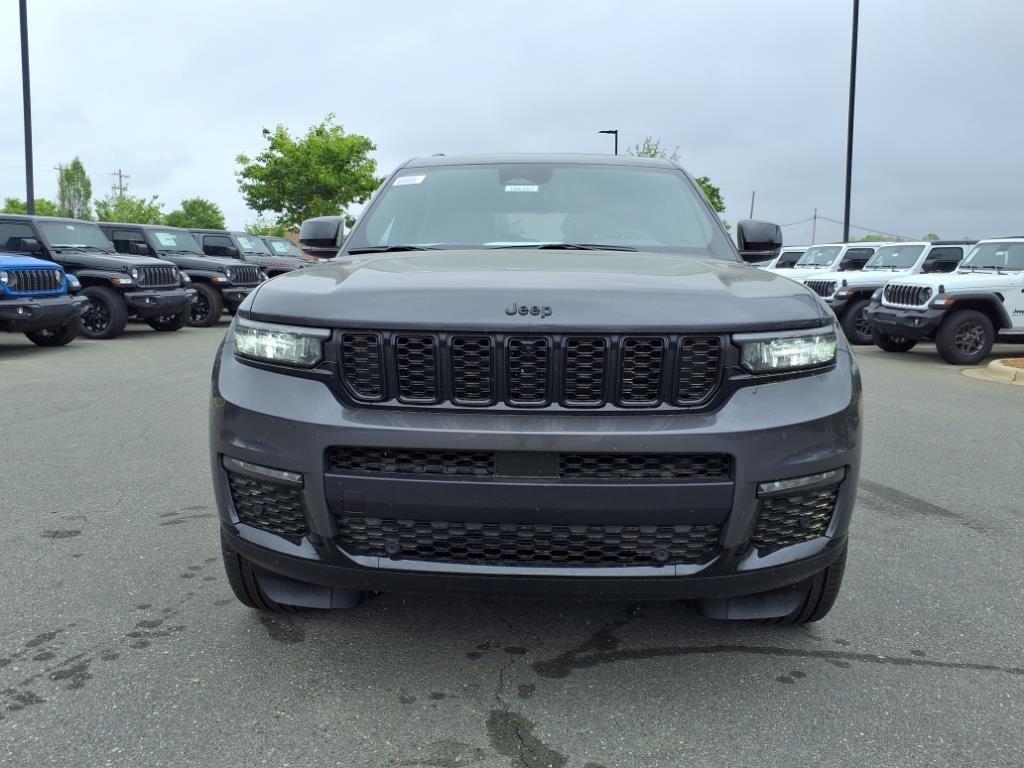 new 2025 Jeep Grand Cherokee L car, priced at $48,262