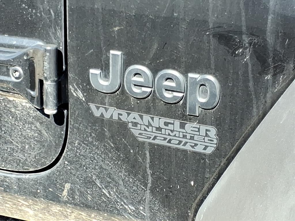 used 2021 Jeep Wrangler Unlimited car, priced at $29,987