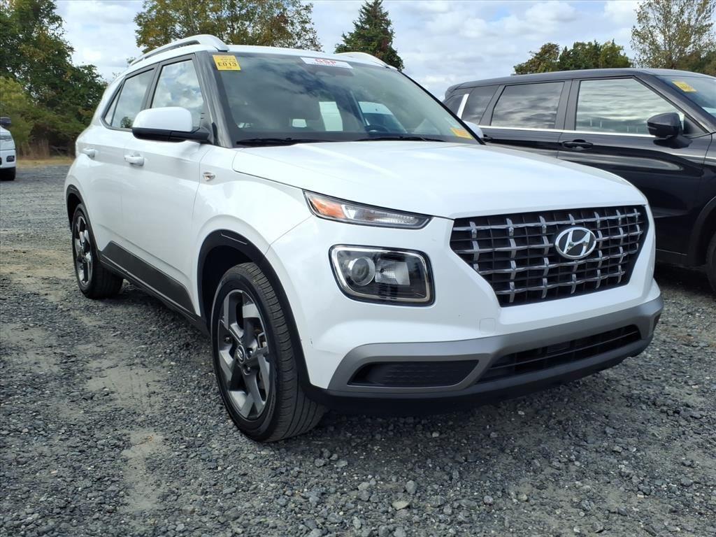 used 2024 Hyundai Venue car, priced at $18,788