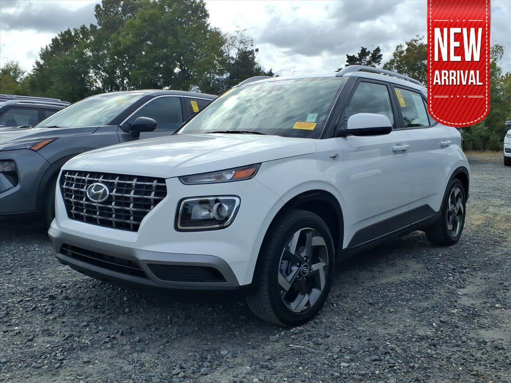 used 2024 Hyundai Venue car, priced at $18,788