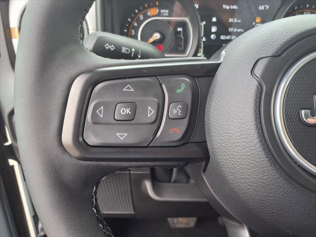 new 2025 Jeep Wrangler car, priced at $46,097