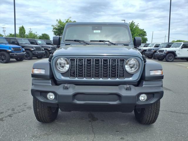 new 2025 Jeep Wrangler car, priced at $46,097