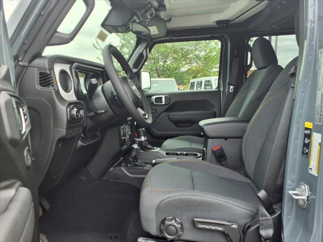 new 2025 Jeep Wrangler car, priced at $46,097
