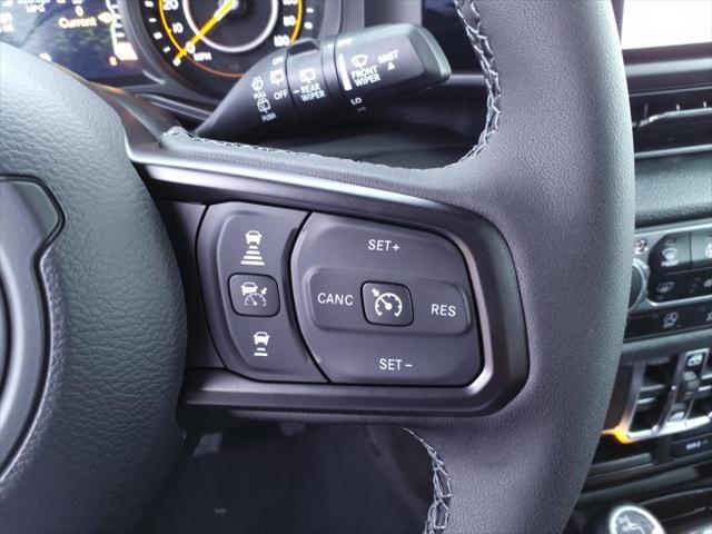 new 2025 Jeep Wrangler car, priced at $47,339