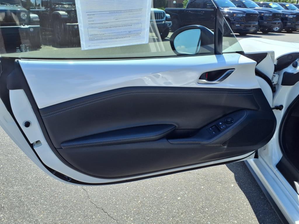 used 2020 Mazda MX-5 Miata RF car, priced at $27,400