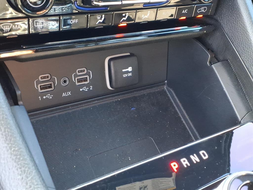 used 2024 Jeep Grand Cherokee car, priced at $32,897