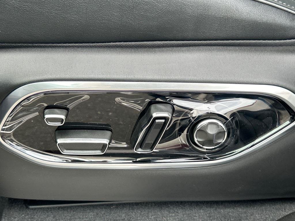 new 2024 Jeep Grand Cherokee 4xe car, priced at $65,270