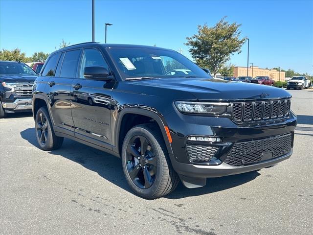 new 2025 Jeep Grand Cherokee car, priced at $50,955